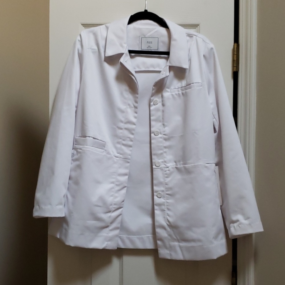 FIGS Tala Modern Lab Coat (White, L, NWT)
